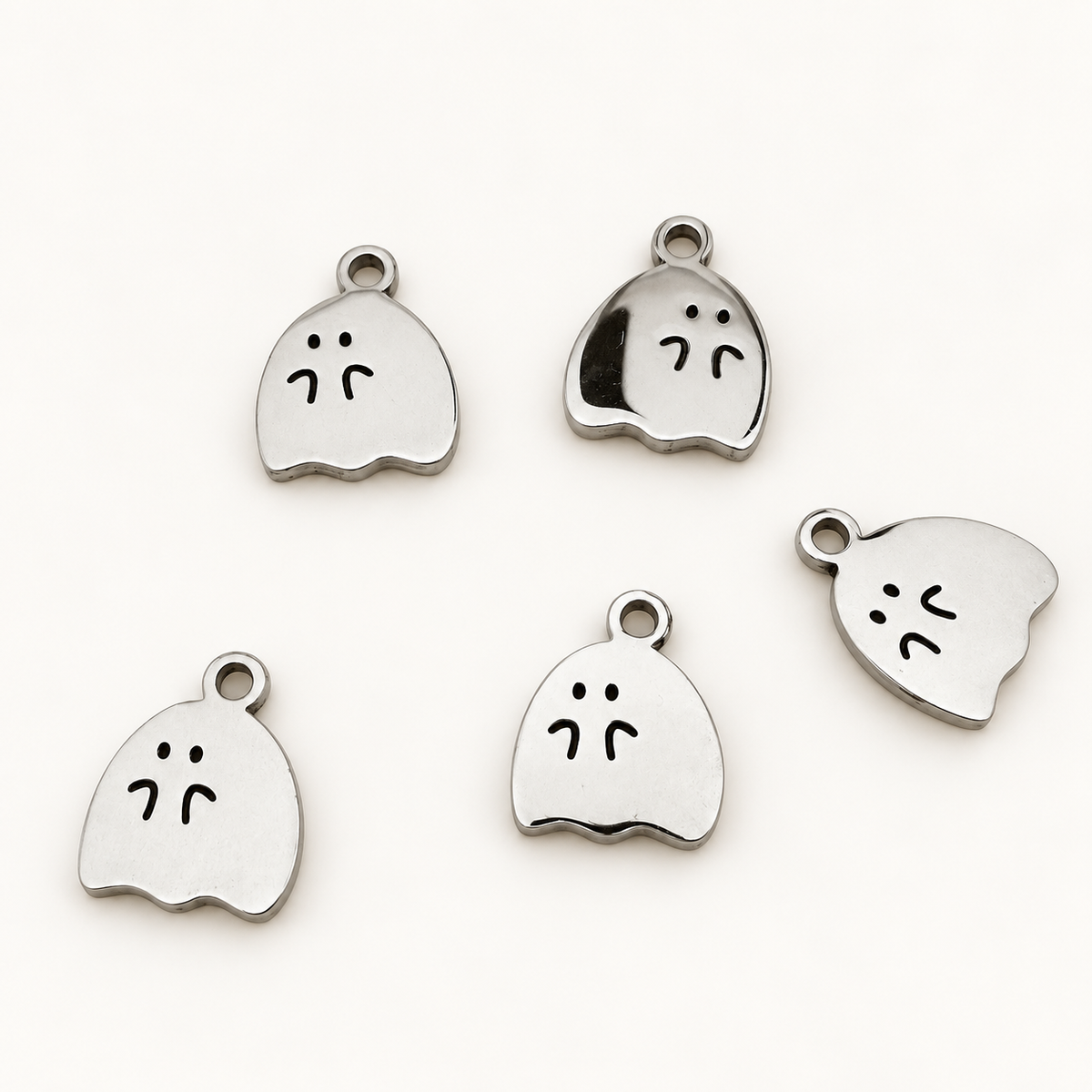 Small Ghost Charm – 14mm