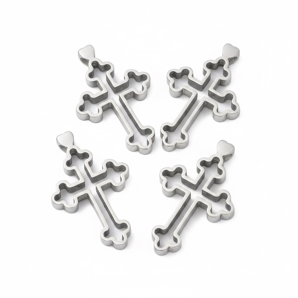 Heritage Cross Pendant – 32x20mm