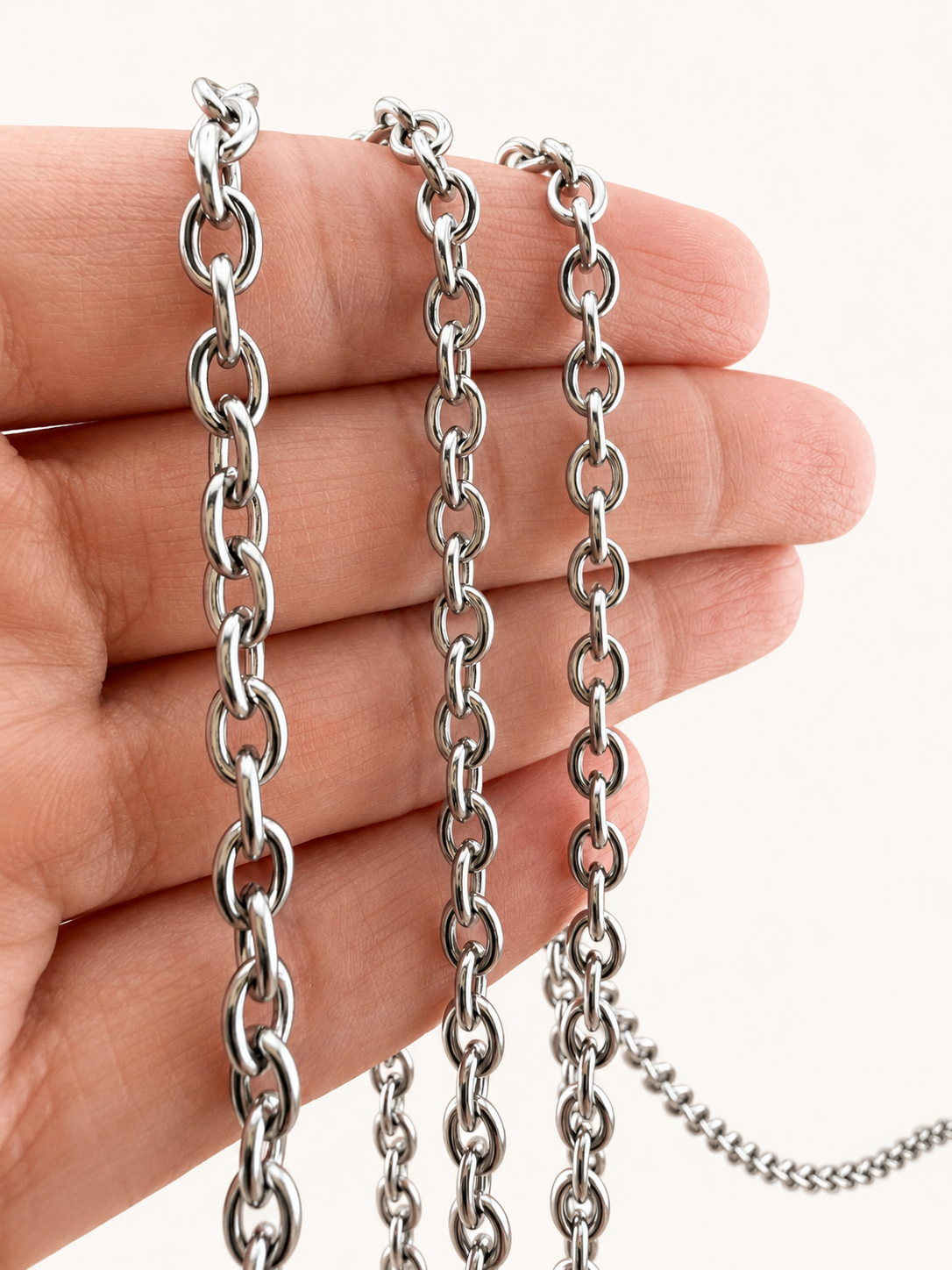 Classic Oval Cable Chain - Multiple Sizes (By the Foot)