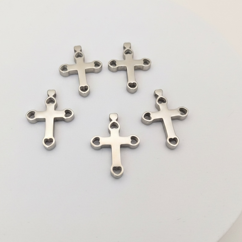 Sacred Heart Cross Pendant – 31.5x23.5mm