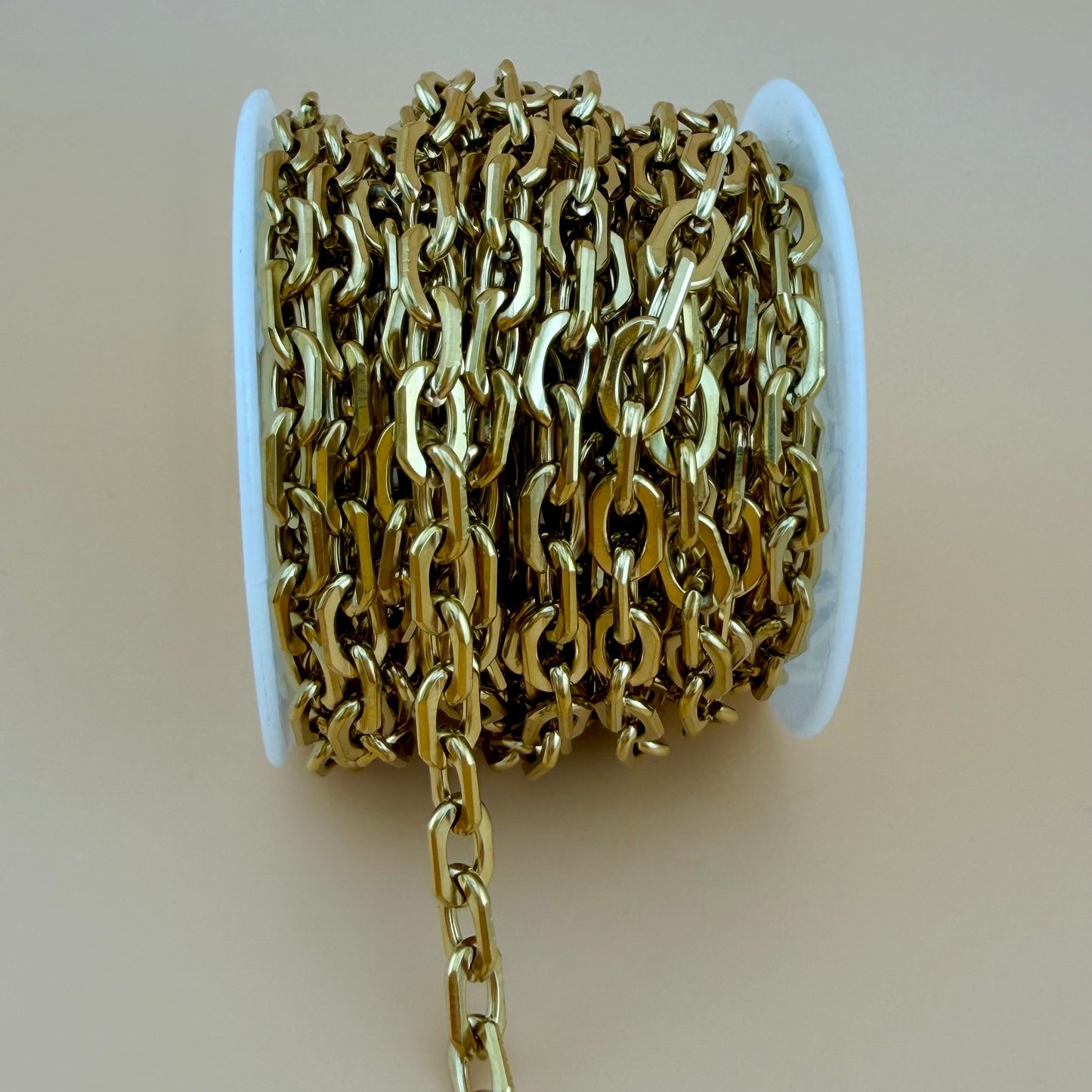 18k Gold Modern Cable Chain - 8.5x5.5mm (By the Foot)