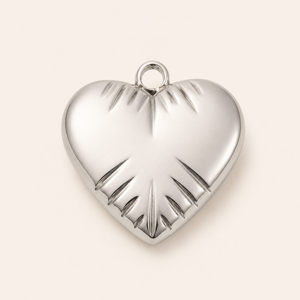 Amore Heart Pendant, 17 x 16mm - 2mm Hole
