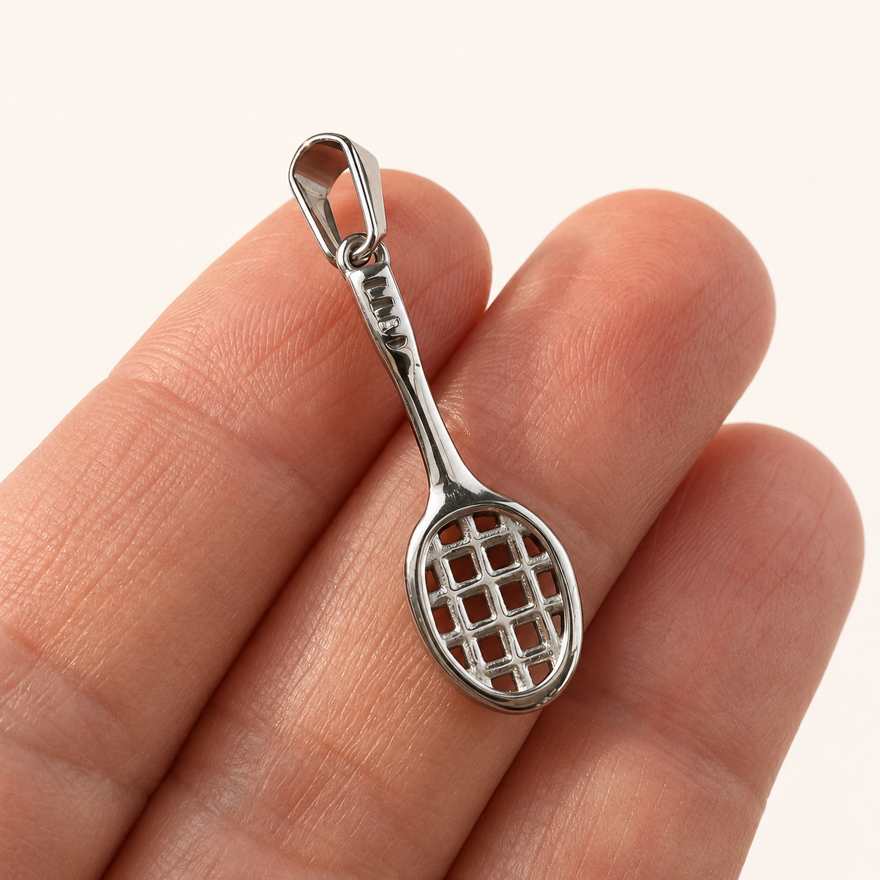Tennis Racket Pendant - 31x10mm
