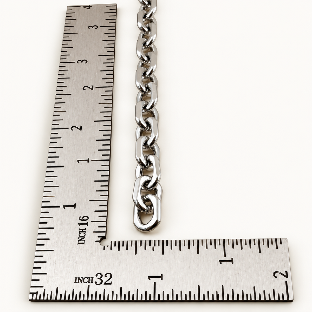 Modern Link Chain – 10x7mm (By the Foot)