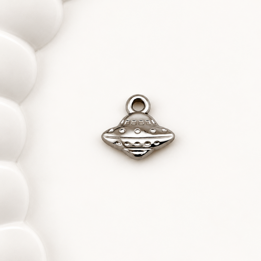 Spaceship Charm – 12.5mm