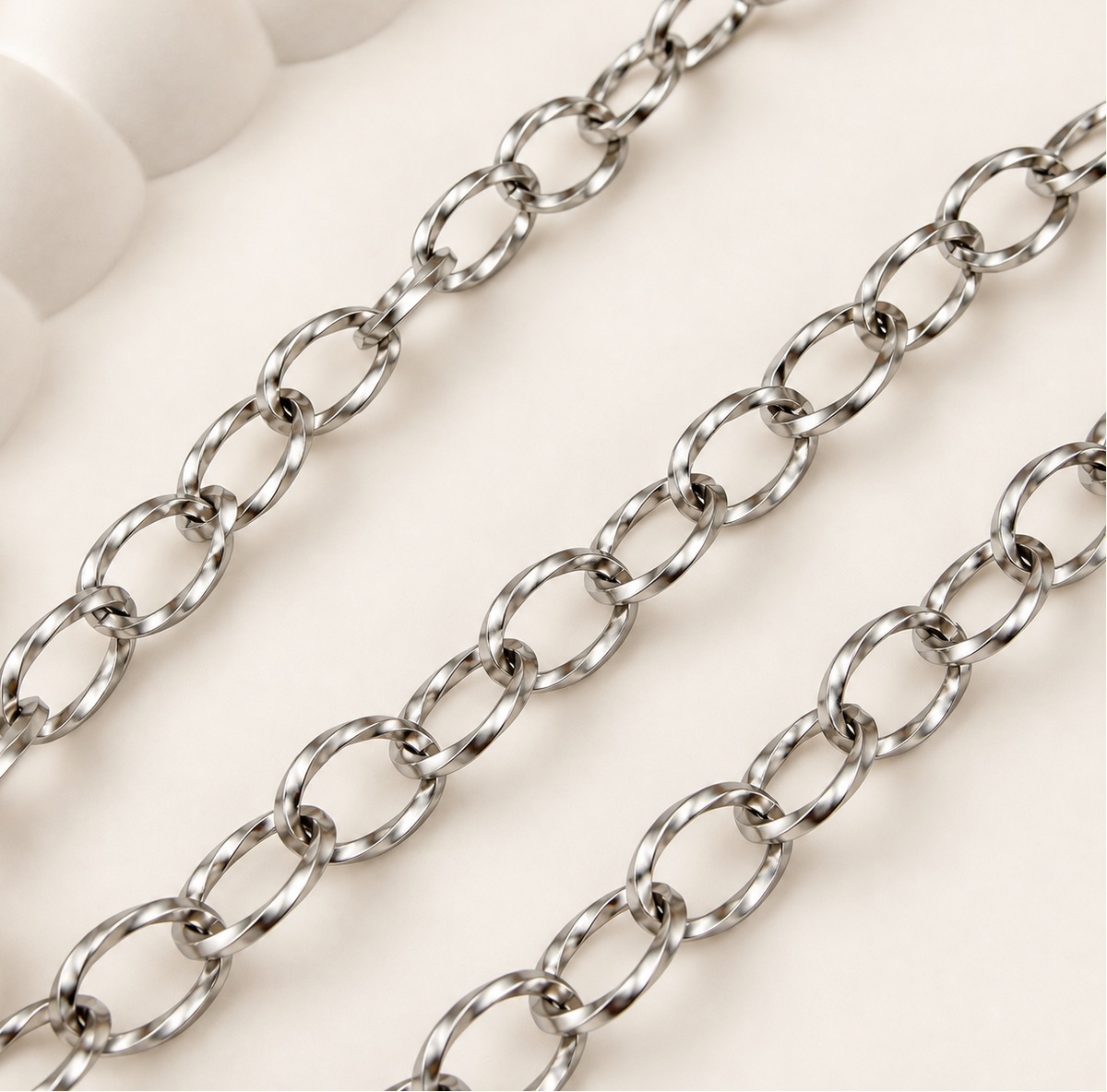 Twisted Oval Link Chain – 8.5x6.5mm (By the Foot)