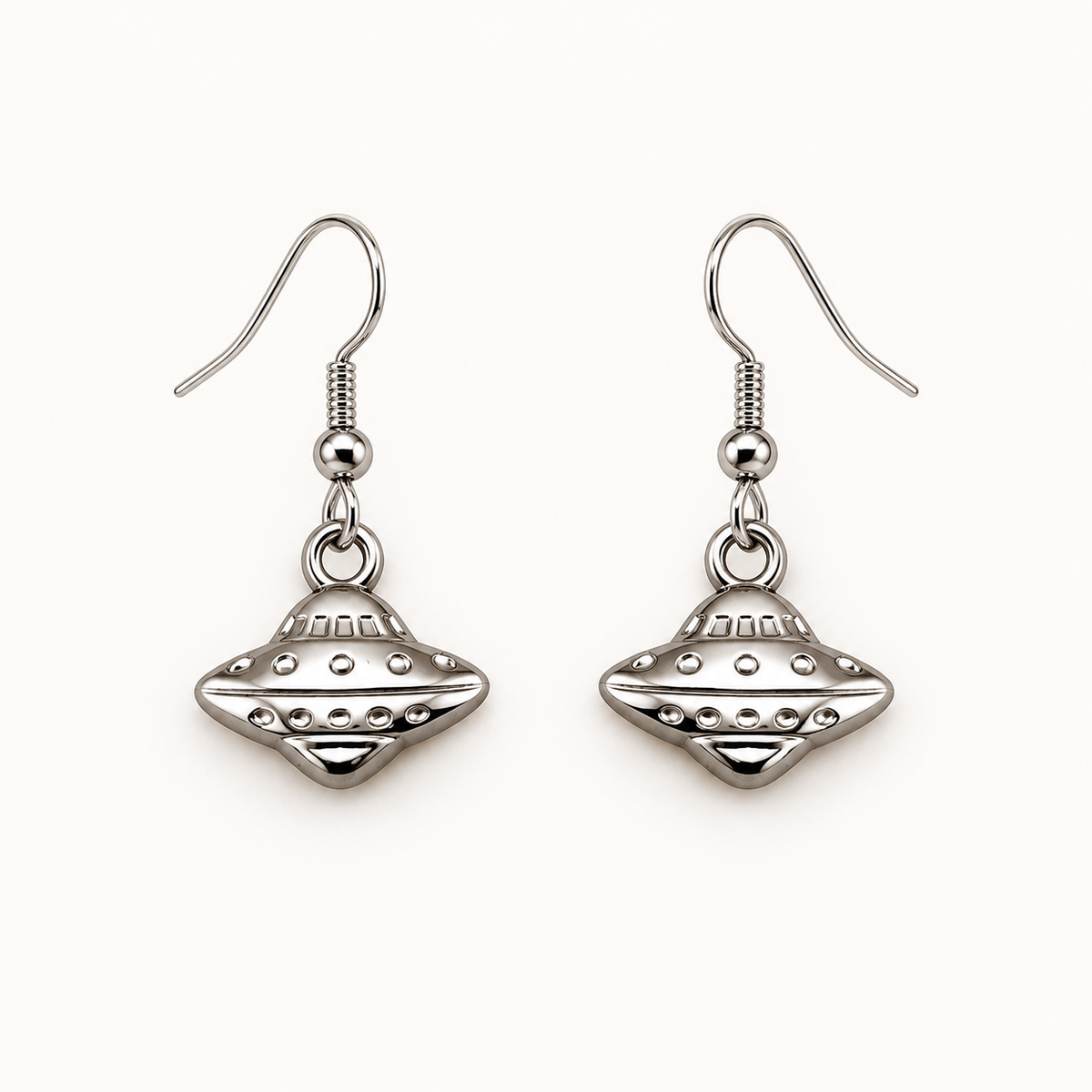 Spaceship Charm – 12.5mm